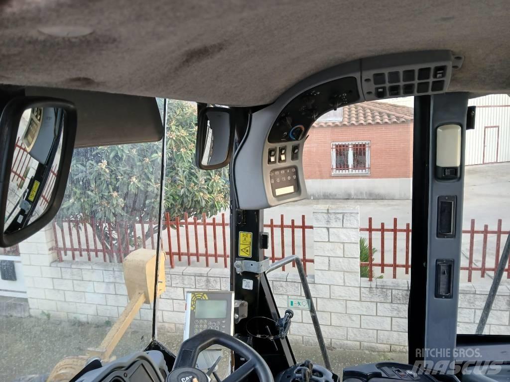 CAT 966 G series II Carregadeiras de rodas