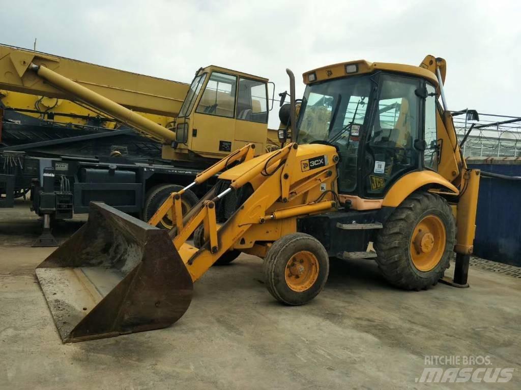 JCB 3CX Retroescavadeiras