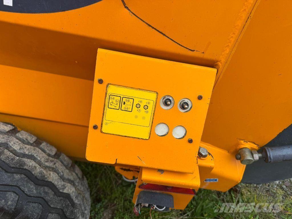 Lucas Castor+ 30R Cortadores, moinhos e desenroladores de fardos