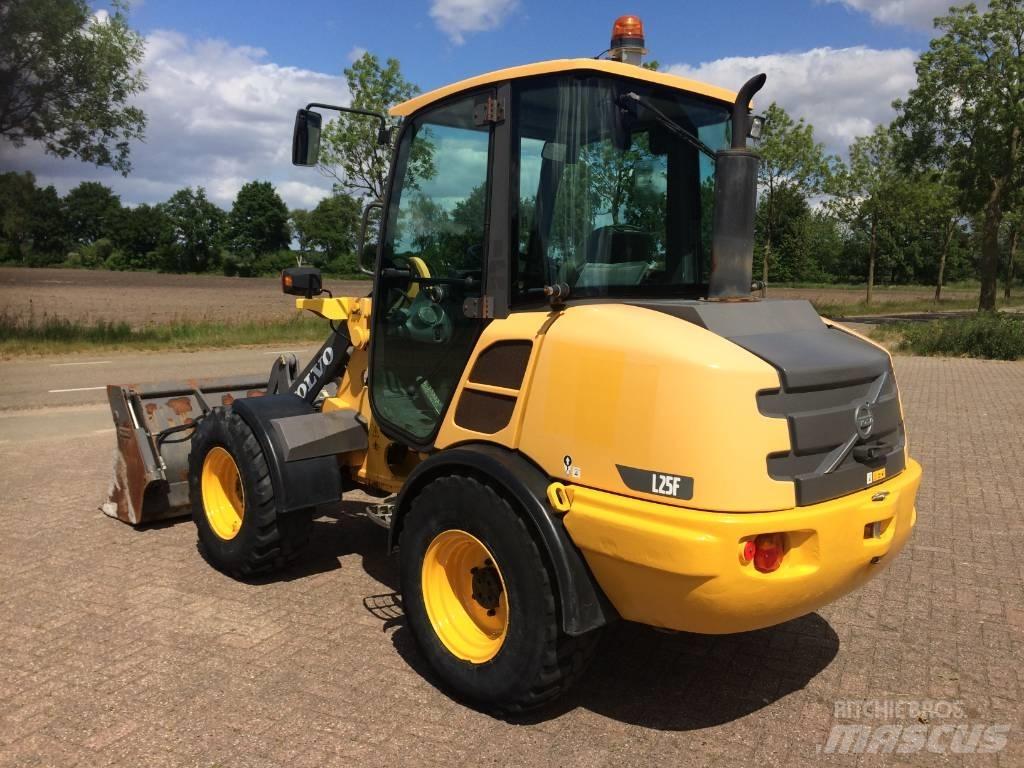 Volvo L 25 F Carregadeiras de rodas