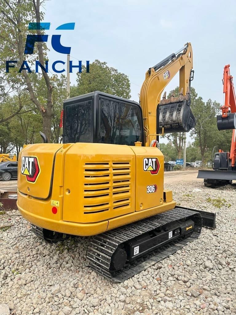 CAT 306 Miniescavadeiras