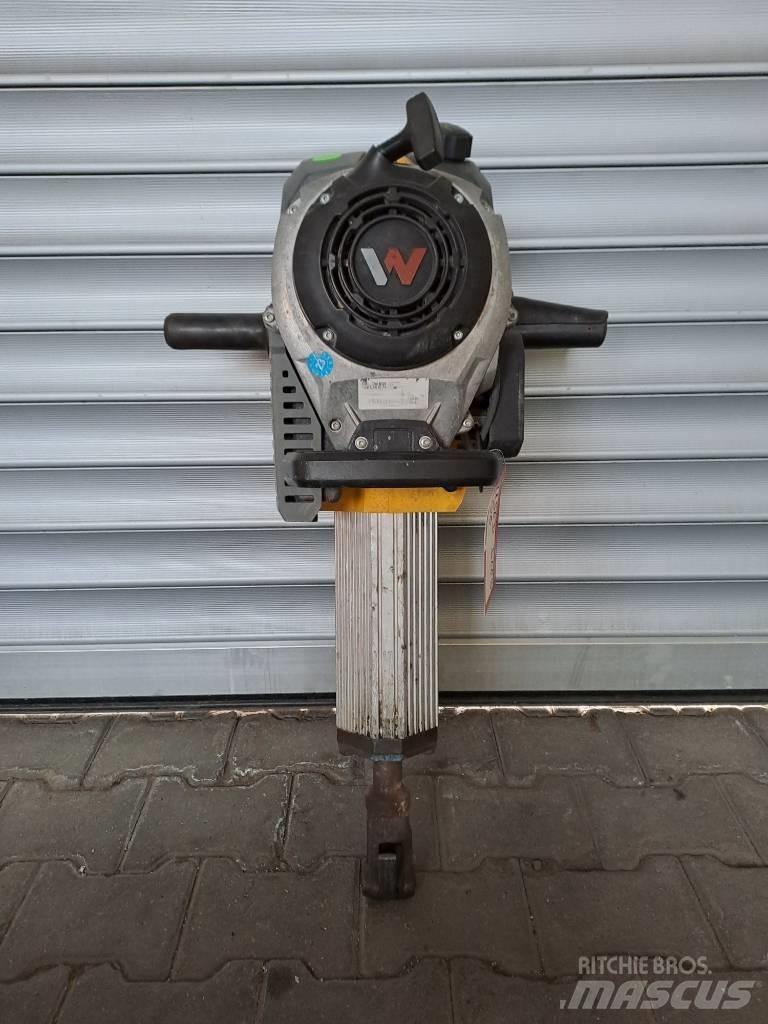 Wacker Neuson BH55rw Saltitões