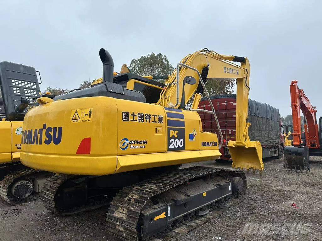 Komatsu PC 200 Escavadeiras de esteiras