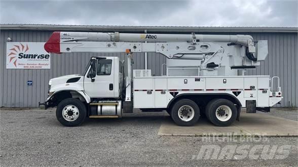Altec AA55E Plataformas aéreas montadas em camião