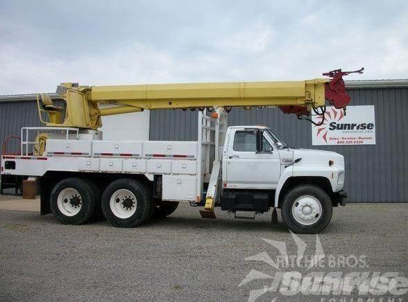 Altec D2050TR Plataformas aéreas montadas em camião