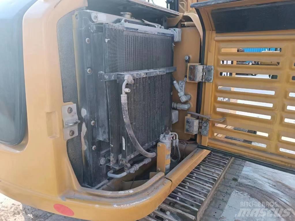 CAT 305.5 Miniescavadeiras