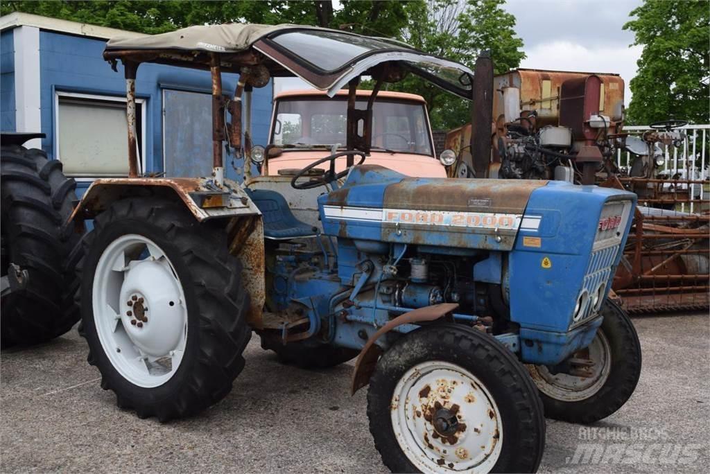 Ford 2000 Tratores Agrícolas usados