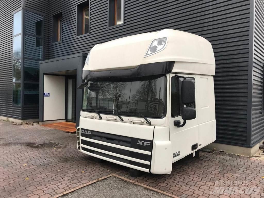 DAF XF 105 Euro 5 Cabines e interior