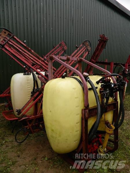 Hardi 800 Pulverizadores rebocados