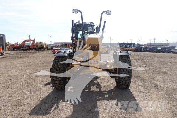 CAT 140 AWD Motoniveladoras