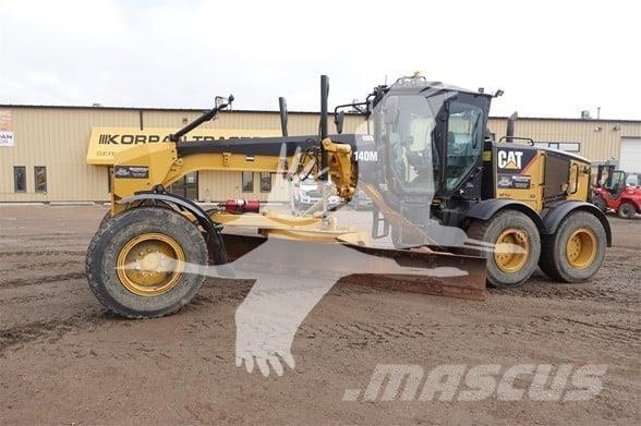 CAT 140M Motoniveladoras