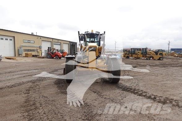 CAT 140M Motoniveladoras