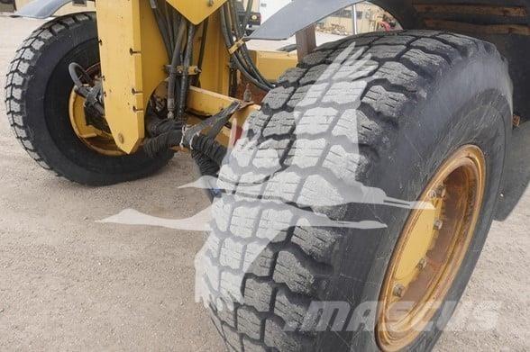 CAT 140M AWD Motoniveladoras