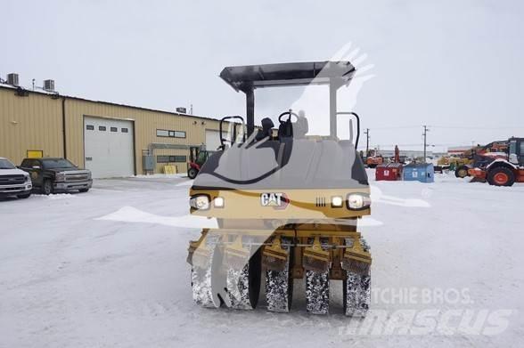 CAT CW16 Cilindros Compactadores de pneus