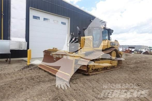 CAT D6 LGP Dozers - Tratores rastos