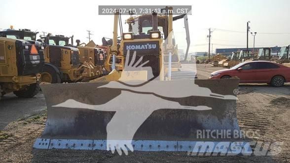 Komatsu D65PX Dozers - Tratores rastos