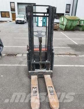 Toyota BT SWE 160 L Porta-paletes manuais