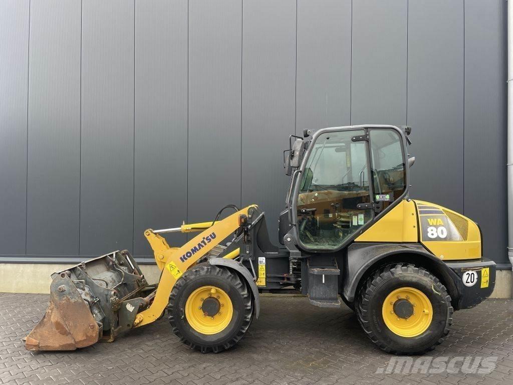 Komatsu WA80-6 Carregadeiras de rodas