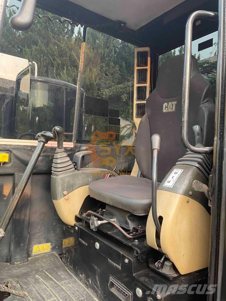CAT 306 Miniescavadeiras