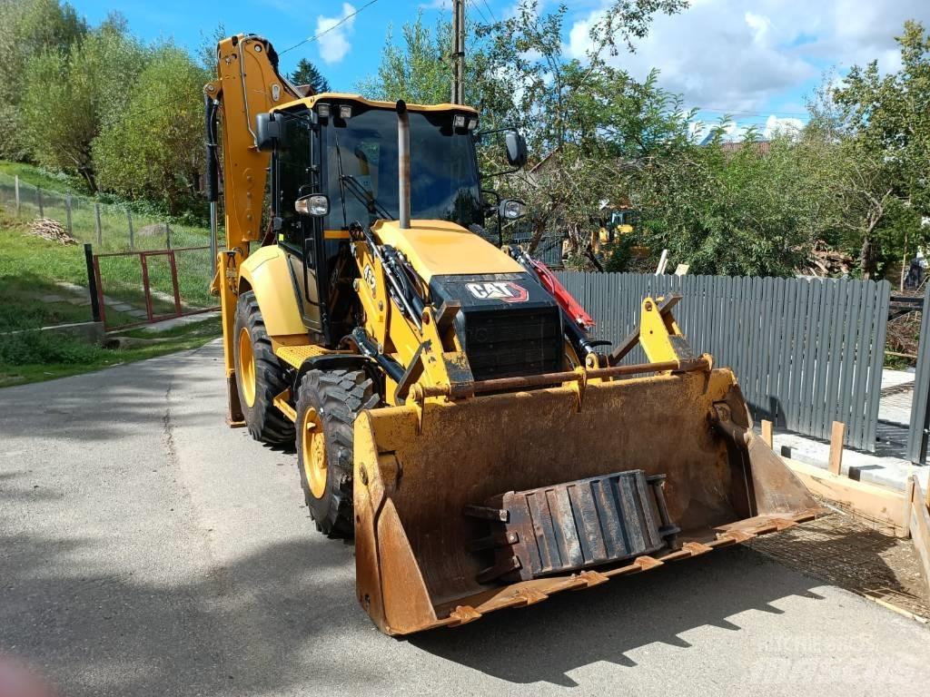 CAT 432 Retroescavadeiras