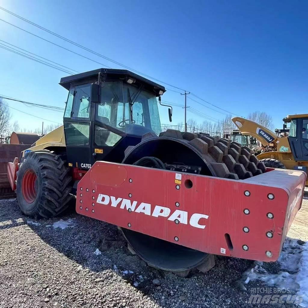 Dynapack CA702 Cilindros Compactadores monocilíndricos