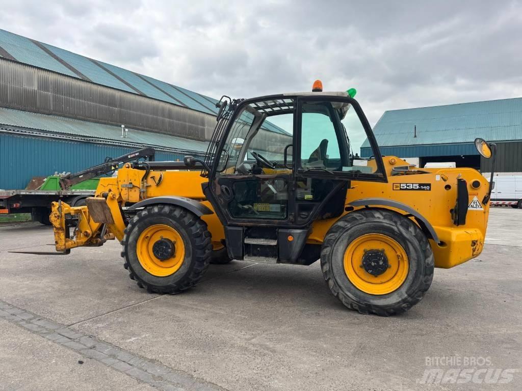 JCB 535-140 Manipulador telescópico