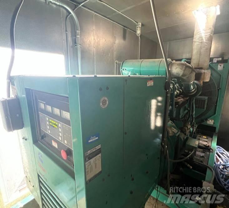 Cummins KTA19 Geradores Diesel