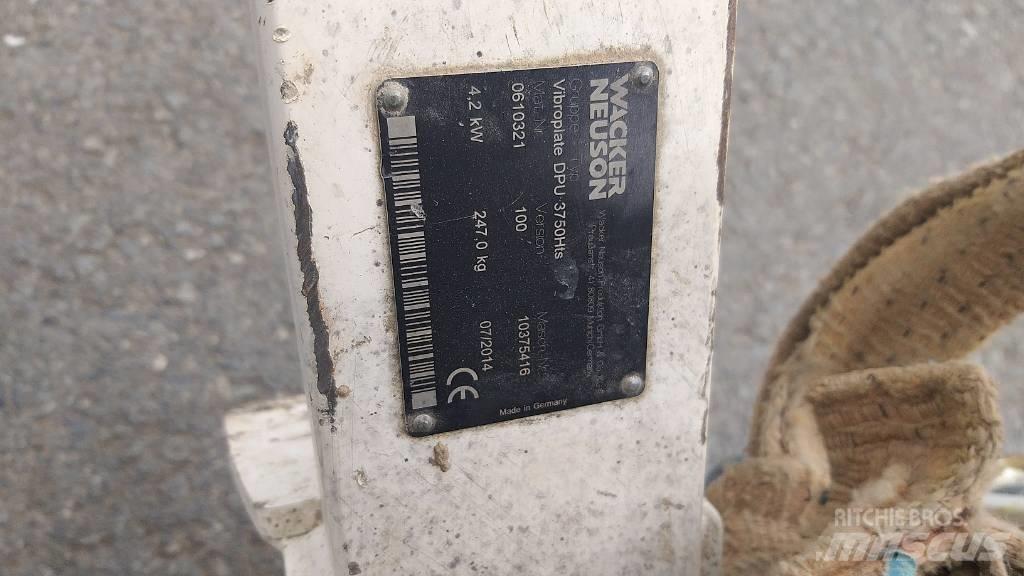 Wacker DPU3750 Saltitões