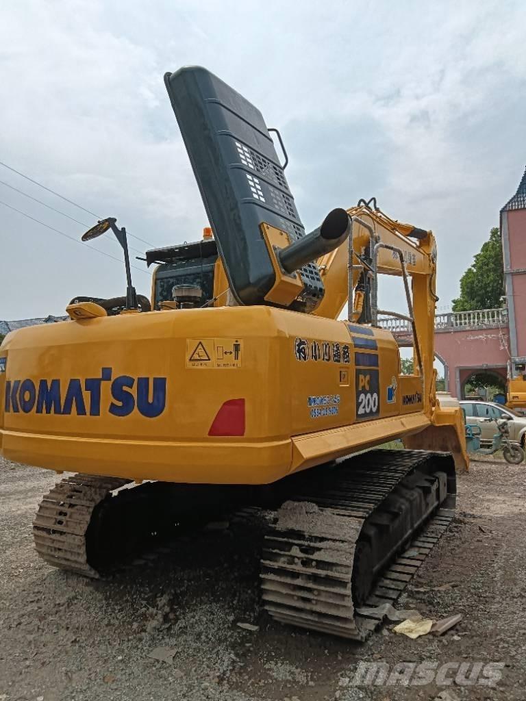 Komatsu PC 200-8 Escavadeiras de esteiras