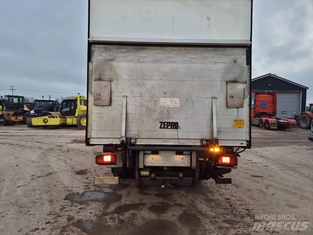 Iveco Eurocargo Caminhões de caixa fechada