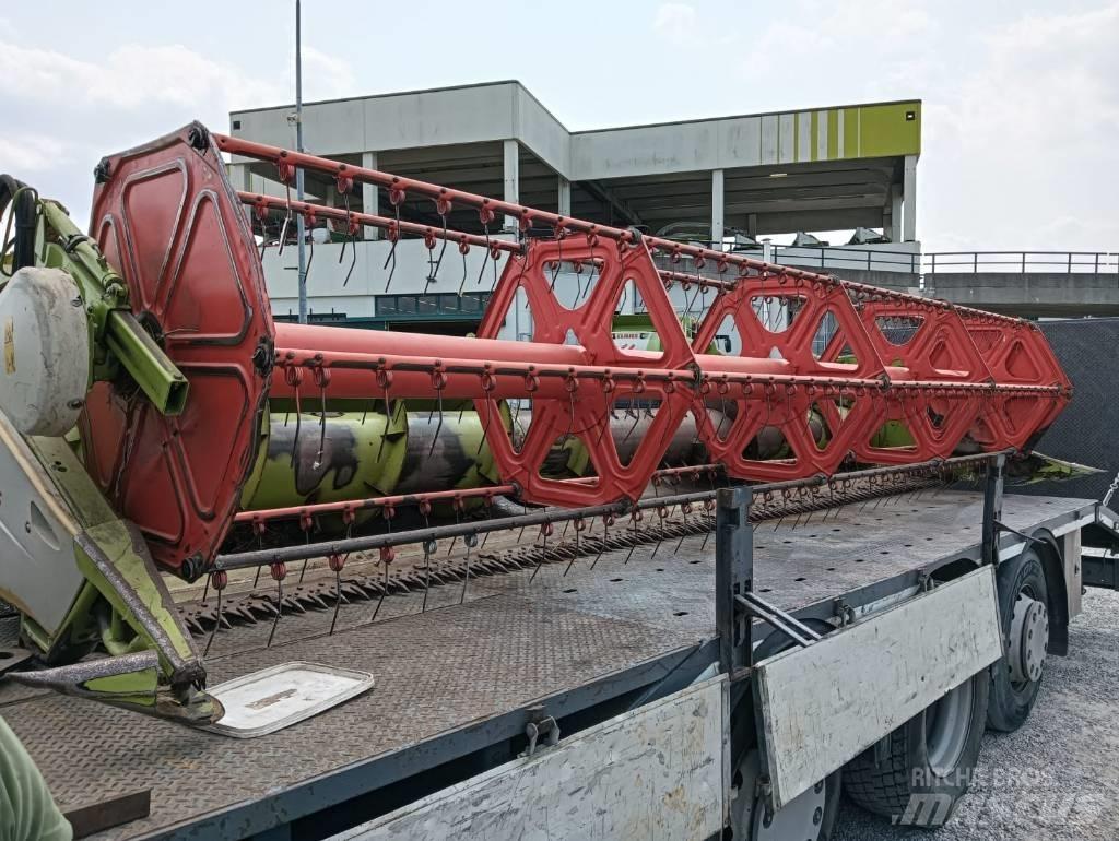 CLAAS C 600 Ceifeiras debulhadoras compactas