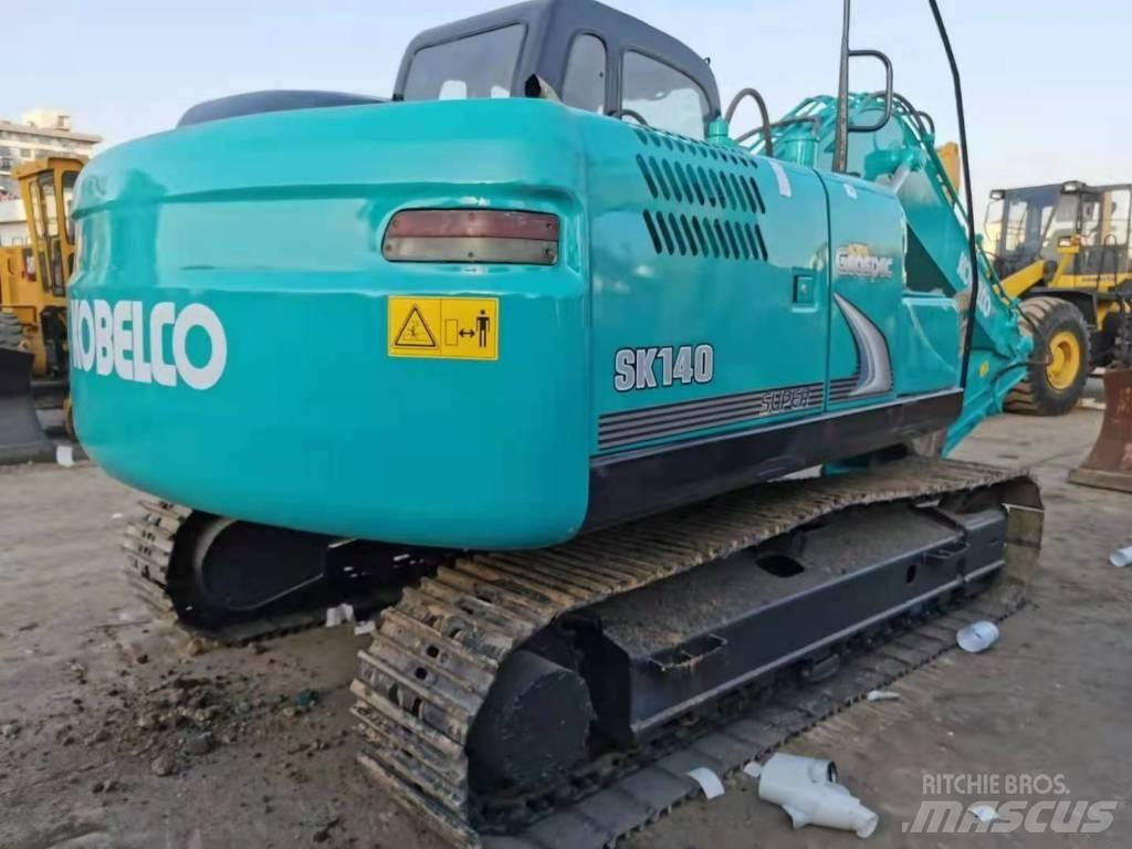 Kobelco SK 140/ Escavadeiras de esteiras