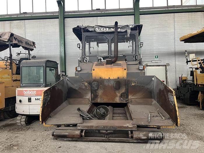Volvo ABG 6870 Espalhadoras de asfalto