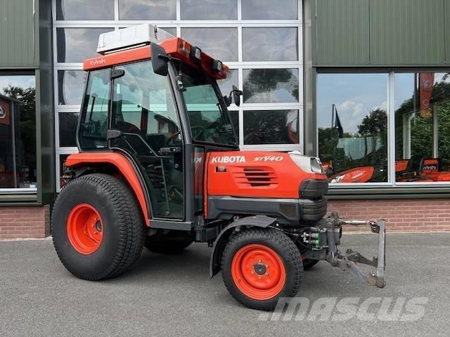 Kubota STV 40 Tractores compactos