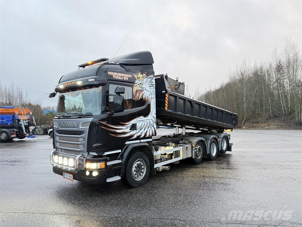 Scania R 580 8X2 Camiões caixa desmontável com elevador de cabo