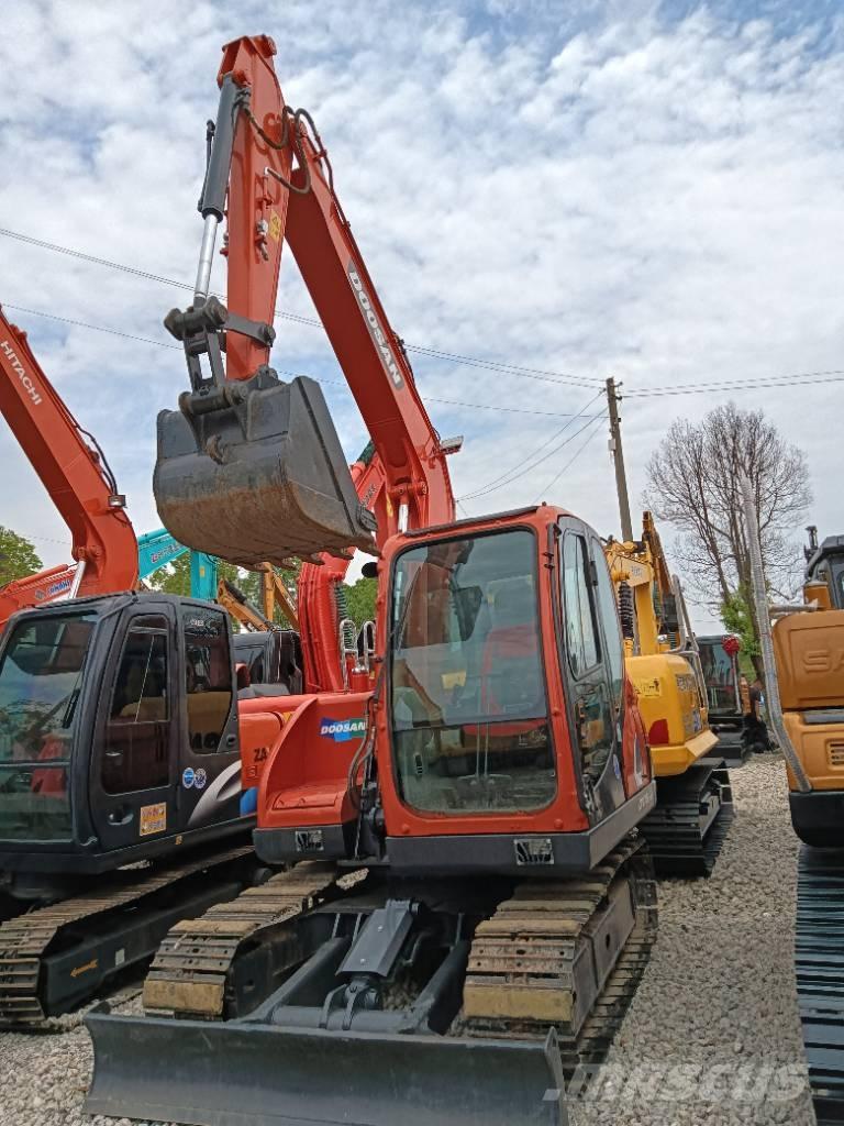 Doosan DX 75 Escavadeiras de esteiras