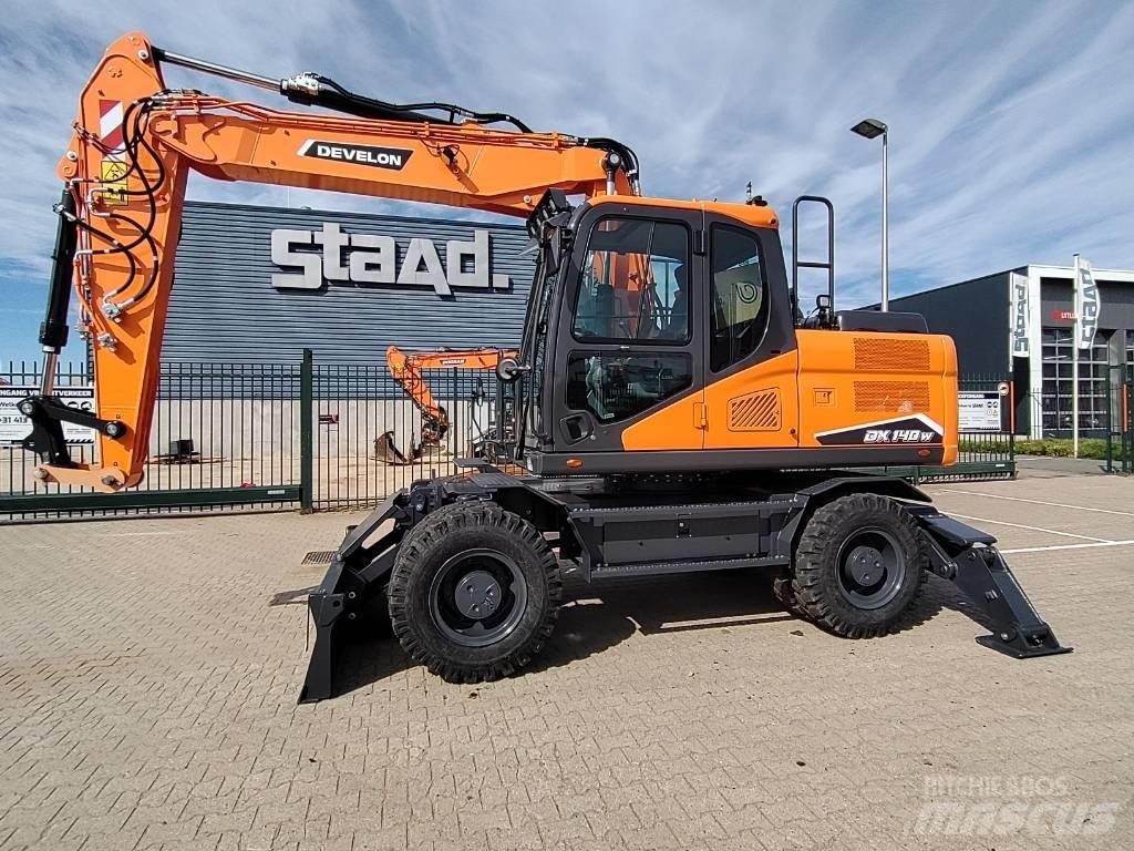 Develon DX140W-7 Escavadoras de rodas