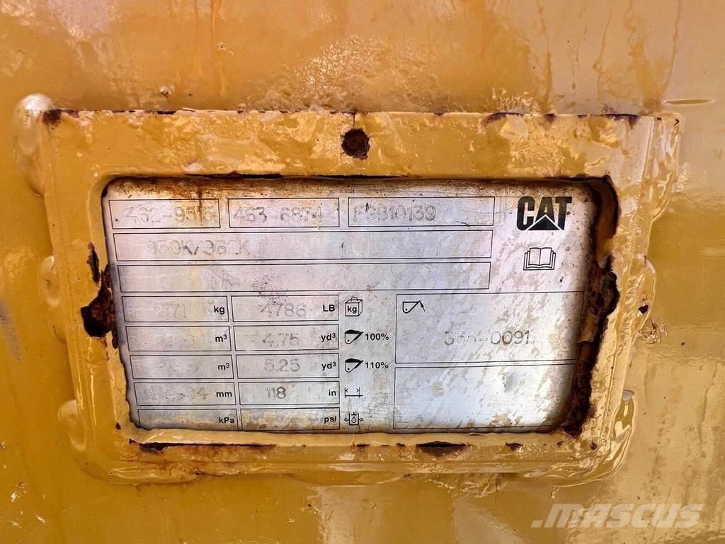 CAT 962M Carregadeiras de rodas