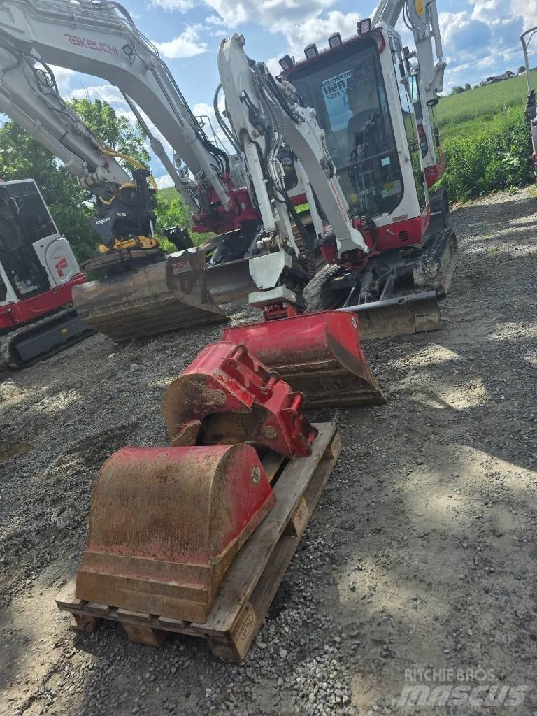 Takeuchi TB 320 Miniescavadeiras