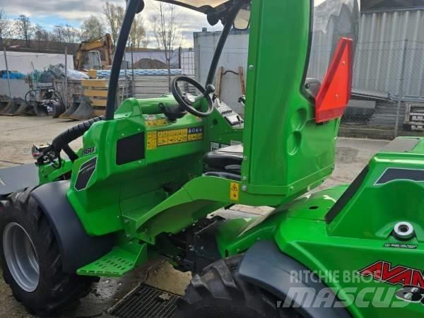 Avant 860 i Minicarregadeiras