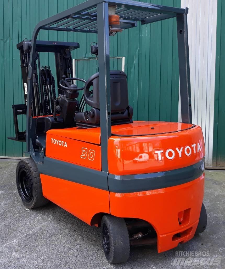 Toyota FBMF30 Empilhadores eléctricos