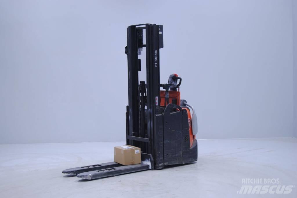 Toyota SPE120L Empilhador para operador externo