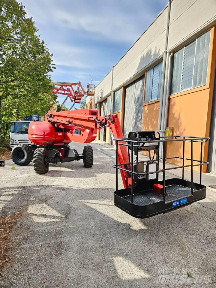 Manitou 160 ATJ Elevadores braços articulados