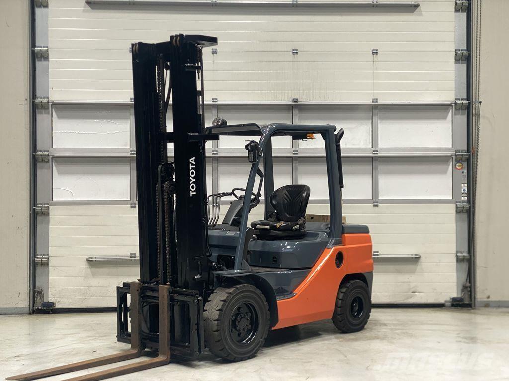 Toyota 52-8FDF30 Empilhadores Diesel