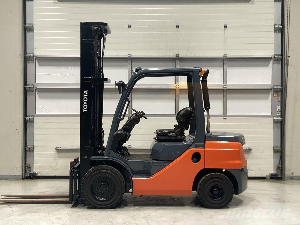 Toyota 52-8FDF30 Empilhadores Diesel