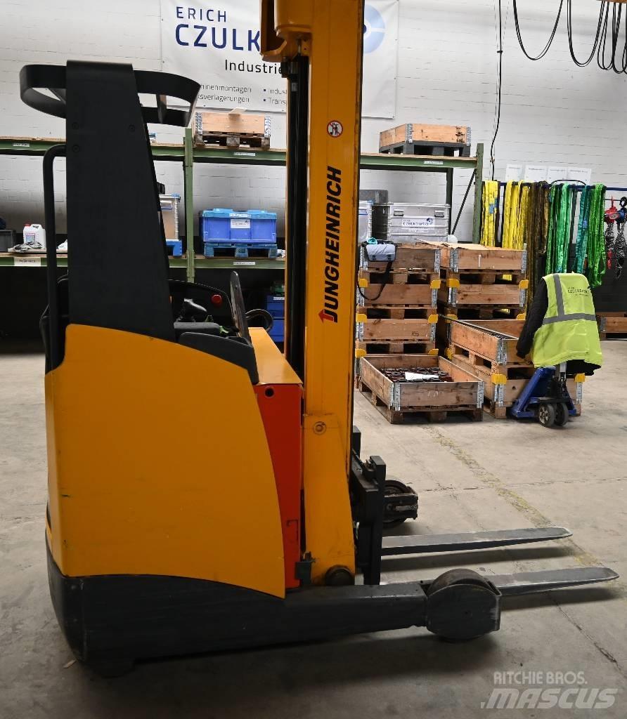 Jungheinrich ETV 214 Empilhadores Elevadores