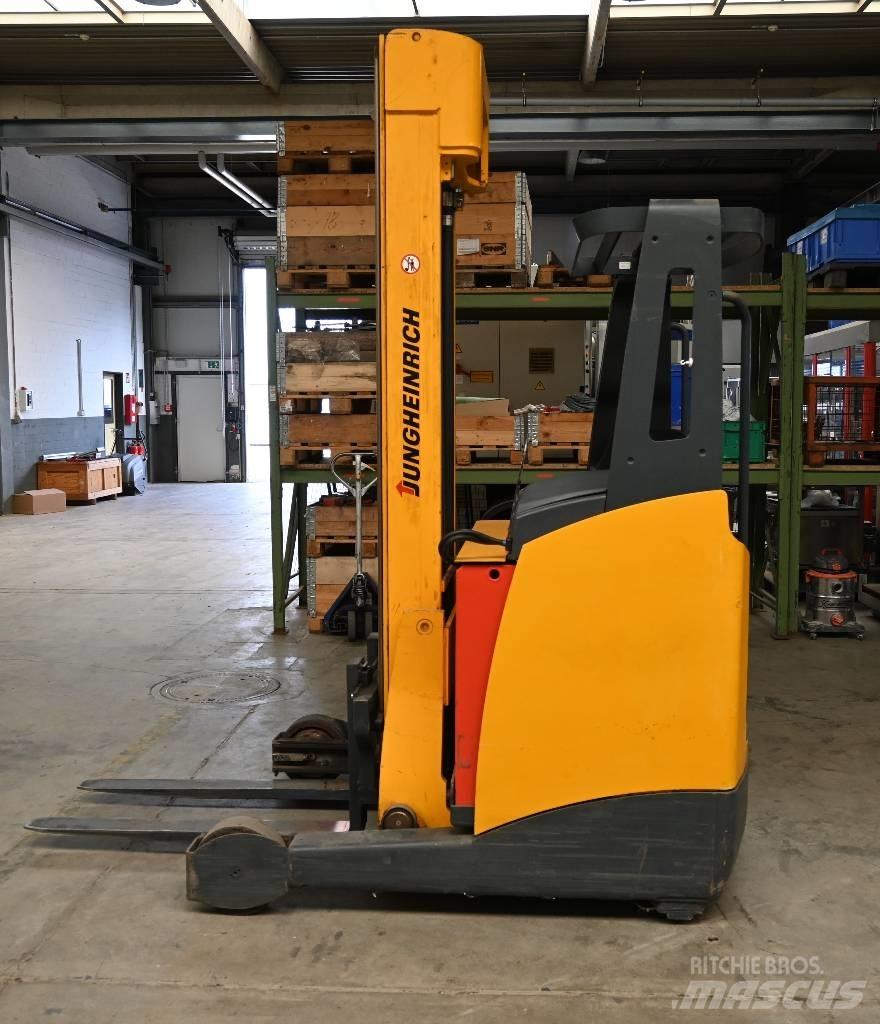 Jungheinrich ETV 214 Empilhadores Elevadores