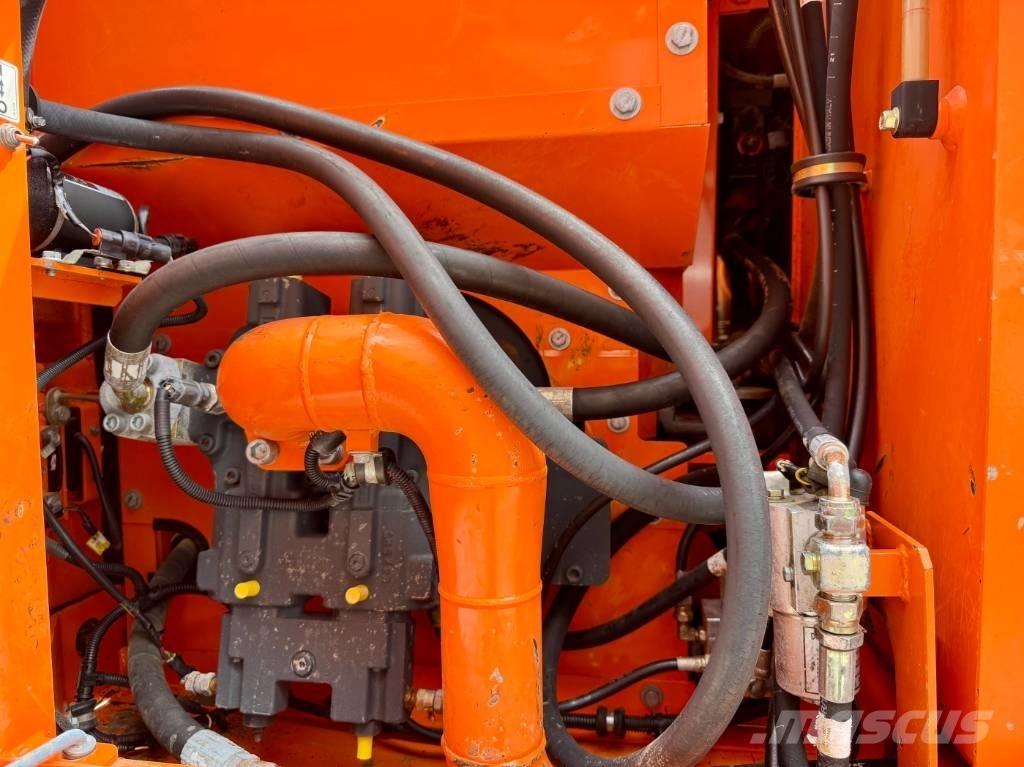 Doosan DX 160 W Escavadoras de rodas