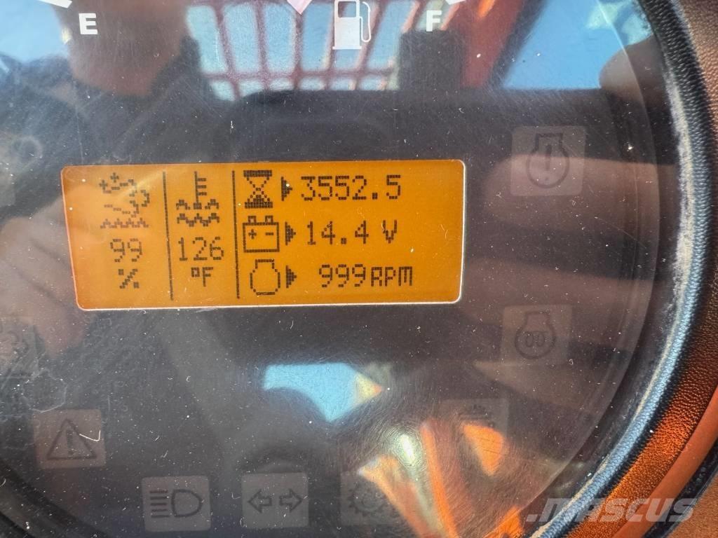 SkyTrak 10054 Manipulador telescópico