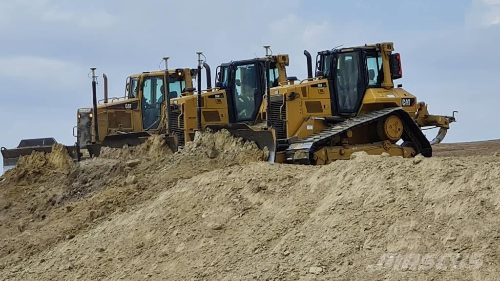 CAT D 6 N LGP Dozers - Tratores rastos